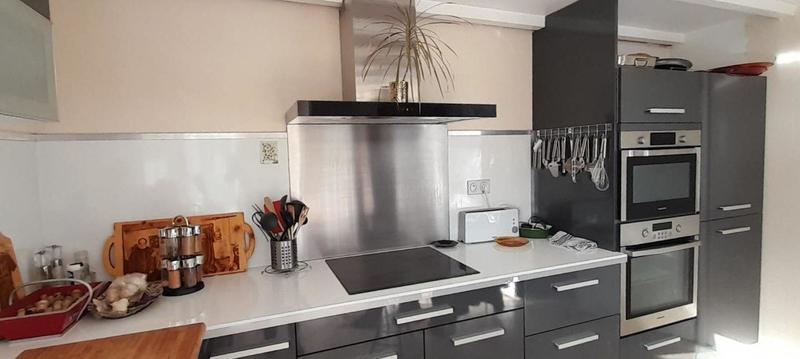 Local commercial - 938 m² - 9 pièces