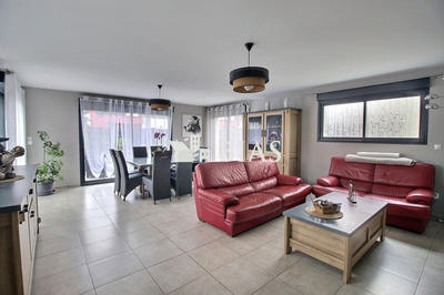 Maison contemporaine - 140 m² - 5 pièces