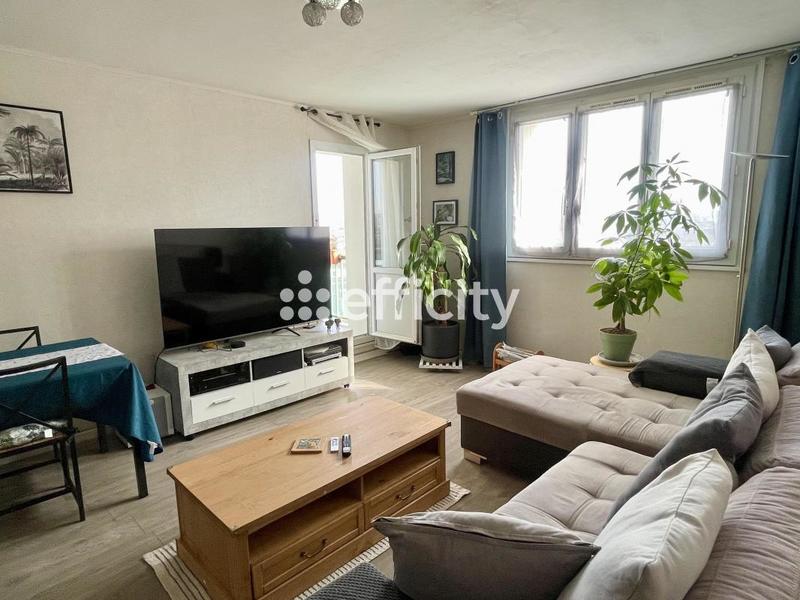 Appartement - 77 m² - 3 pièces