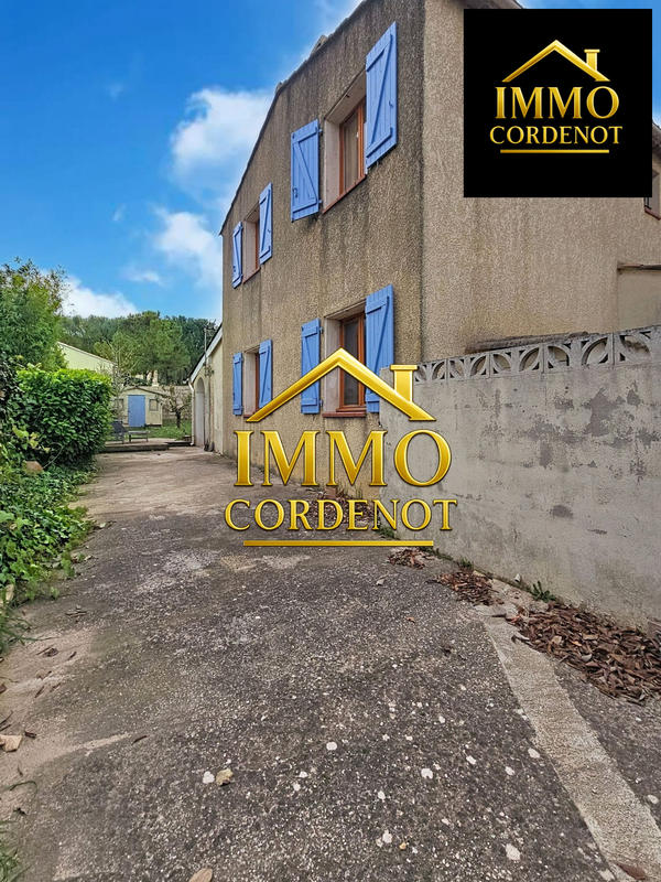 Villa - 80 m² - 4 pièces