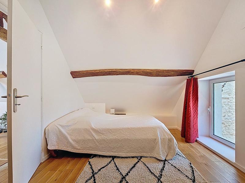 Maison - 200 m² - 7 pièces