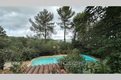 Maison - 136 m² - 4 pièces