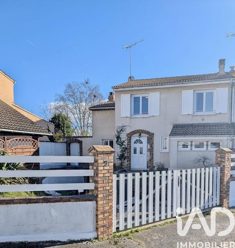 Maison - 140 m² - 6 pièces