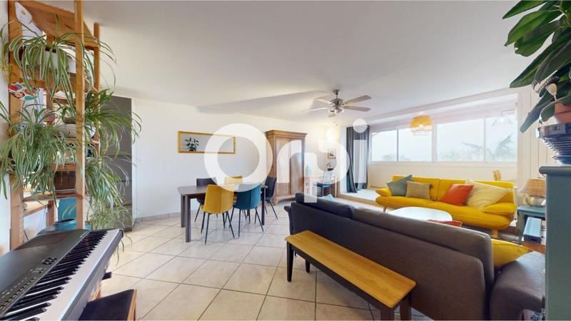 Appartement - 99 m² - 4 pièces