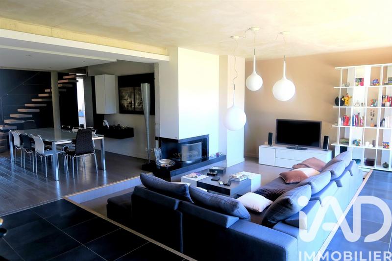 Maison de maîtres - 210 m² - 6 pièces