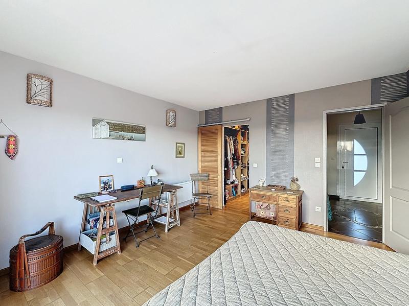 Maison contemporaine - 122 m² - 5 pièces