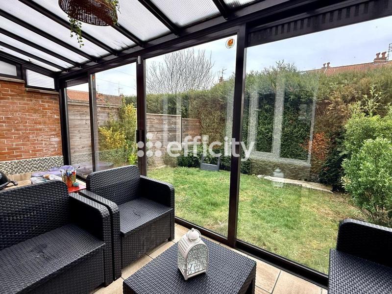 Maison - 91 m² - 5 pièces