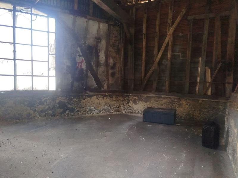 Local commercial - 150 m² - 2 pièces