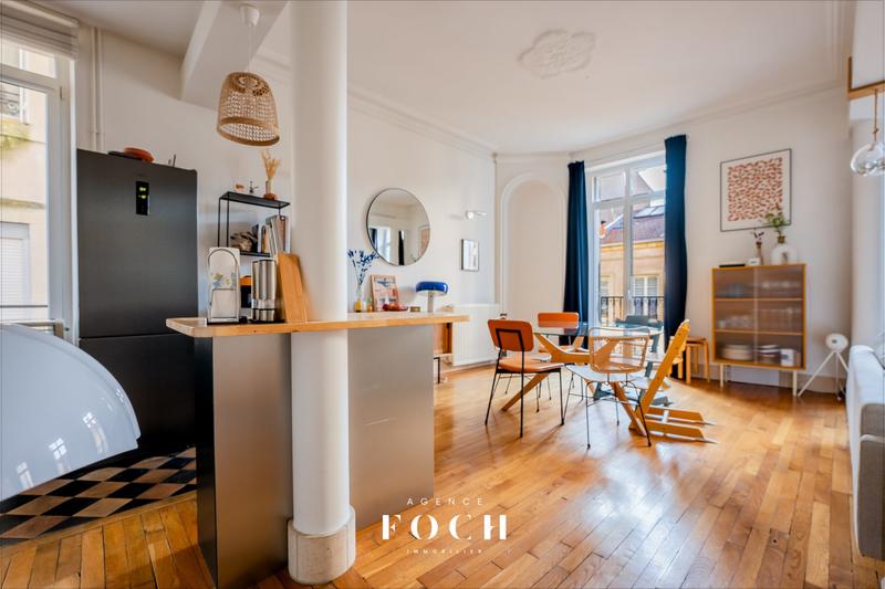 Appartement - 85 m² - 4 pièces