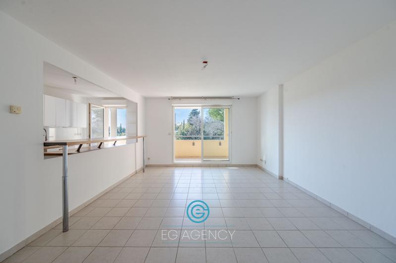 Appartement - 70 m² - 3 pièces