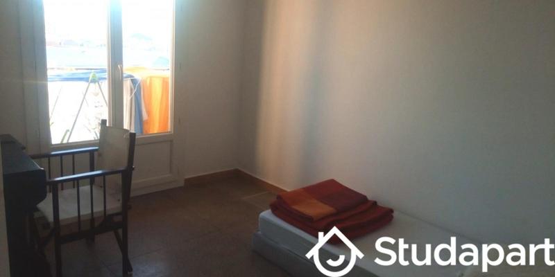 Chambre - 12 m² - 1 pièce