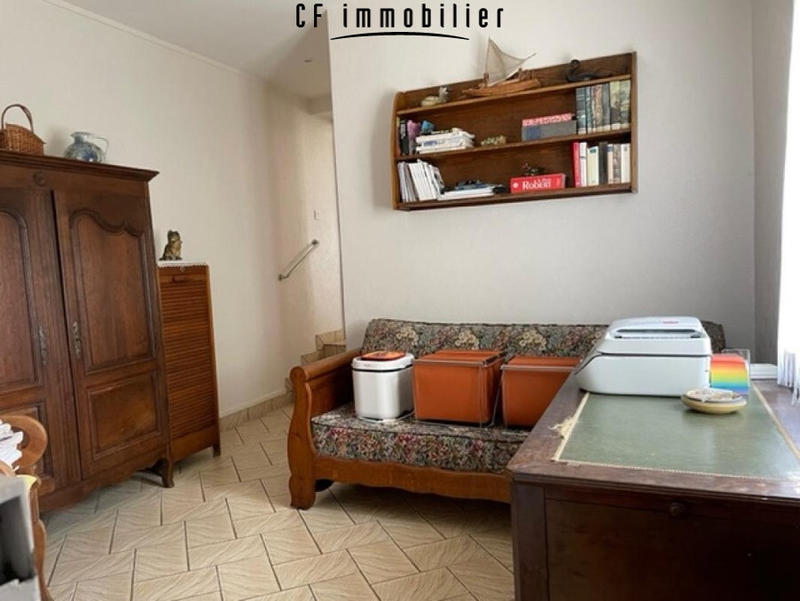 Maison - 210 m² - 8 pièces