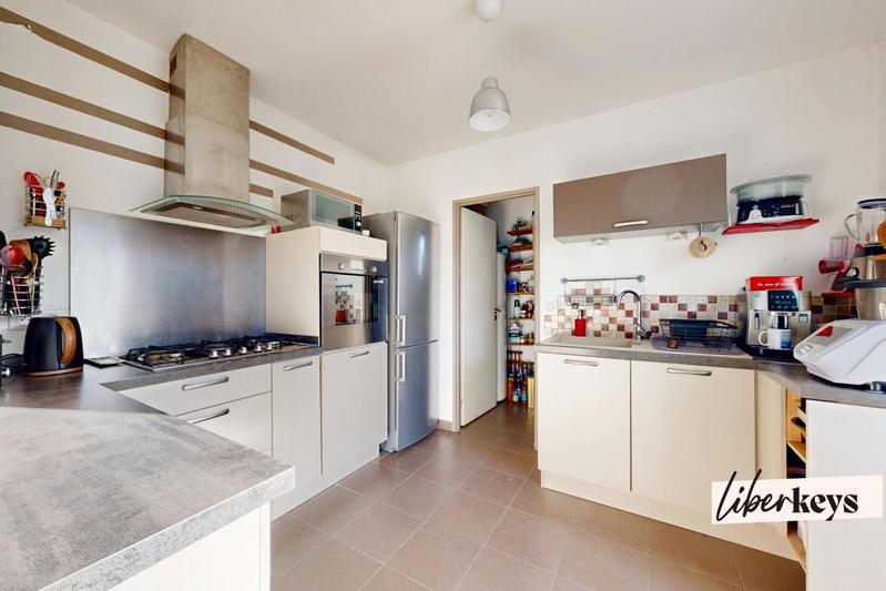 Maison - 128 m² - 7 pièces