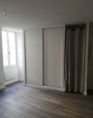 Studio - 25 m² - 1 pièce