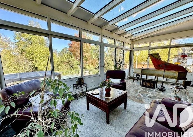 Maison - 368 m² - 10 pièces