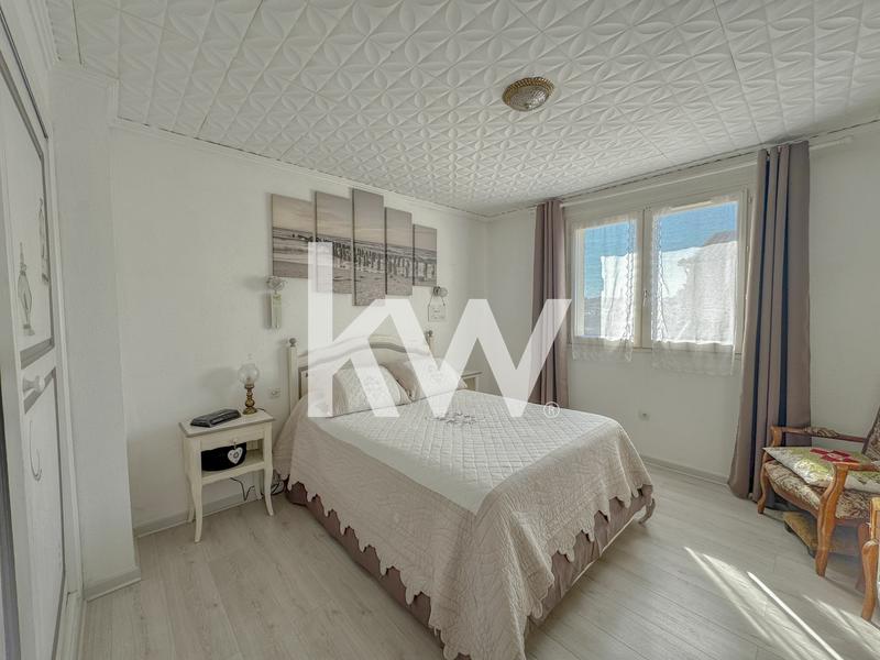 Maison traditionnelle - 154 m² - 5 pièces