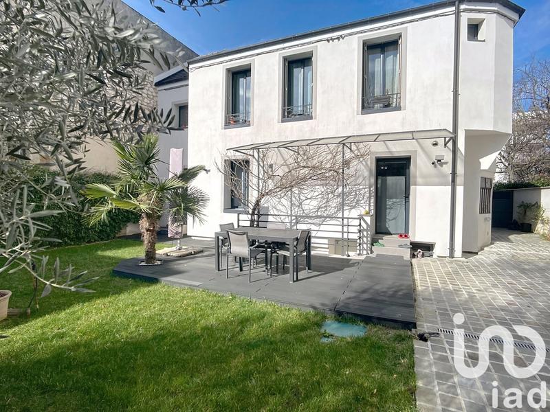 Appartement - 95 m² - 4 pièces