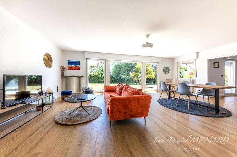 Maison d'architecte - 290 m² - 8 pièces