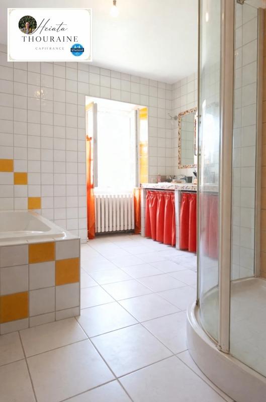 Maison - 194 m² - 9 pièces