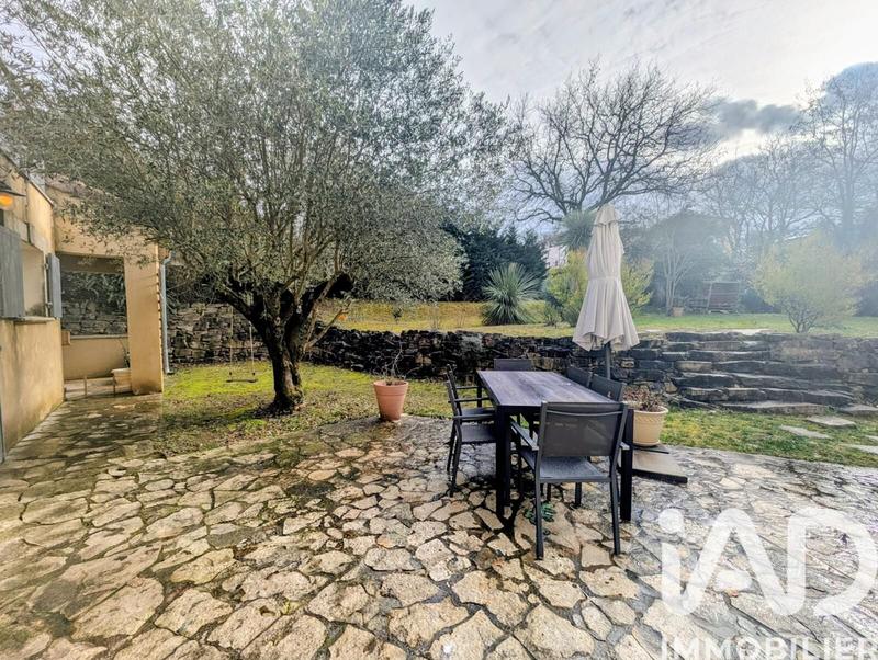 Maison - 271 m² - 9 pièces