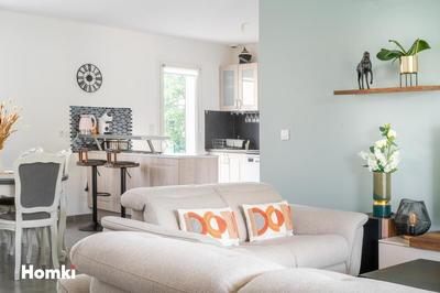 Maison - 96 m² - 5 pièces