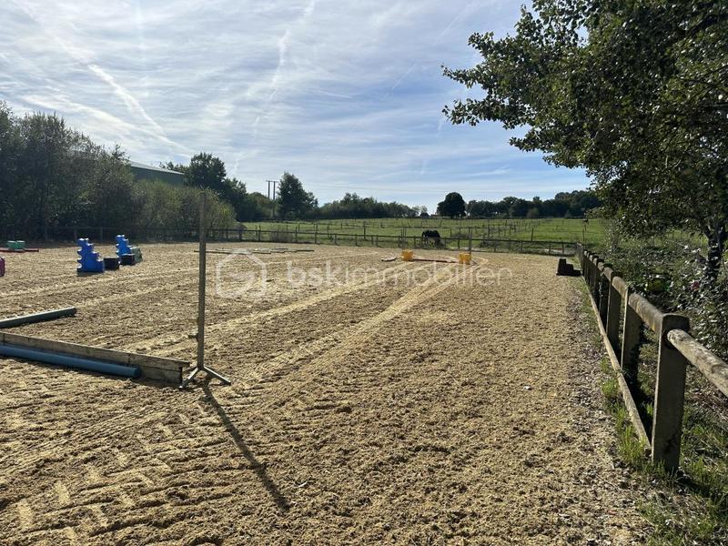 Maison de domaine équestre - 380 m² - 11 pièces