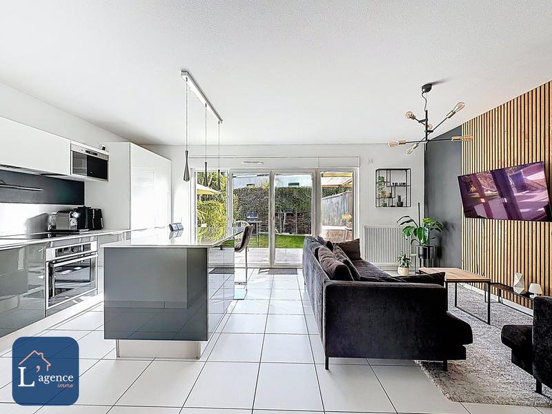 Maison - 94 m² - 4 pièces