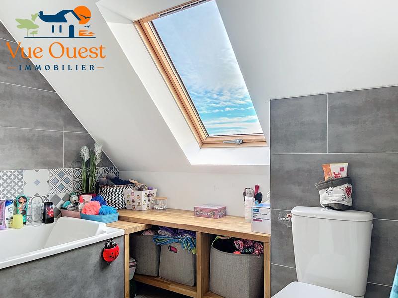 Maison - 80 m² - 5 pièces