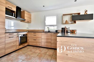 Maison - 140 m² - 4 pièces