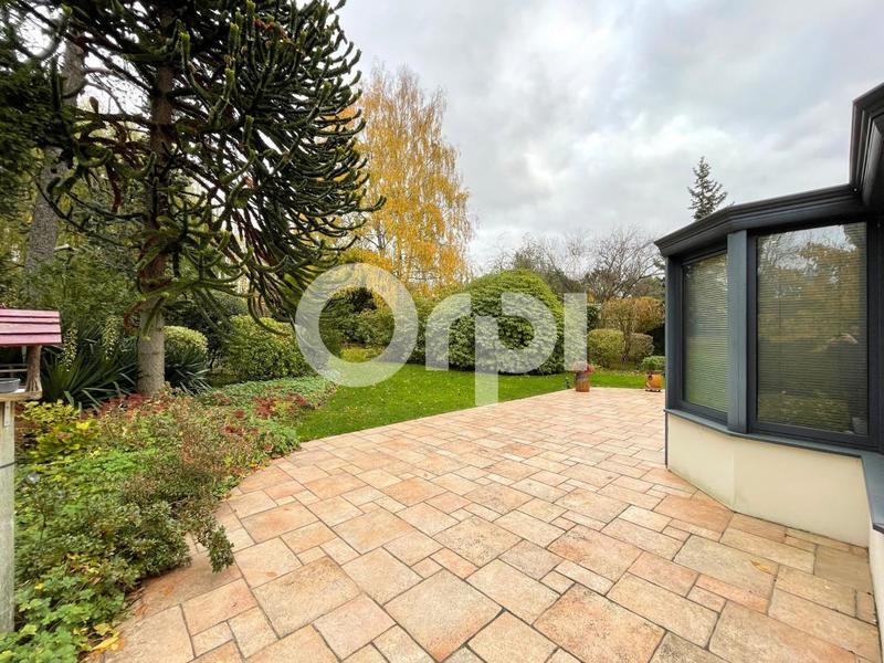 Maison - 178 m² - 6 pièces