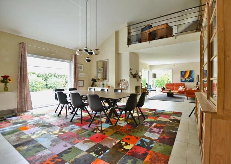 Maison - 224 m² - 10 pièces