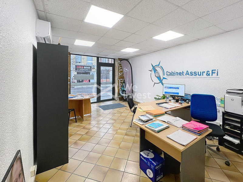 Local commercial - 45 m² - 2 pièces