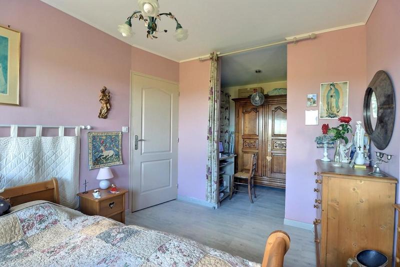 Maison - 266 m² - 11 pièces