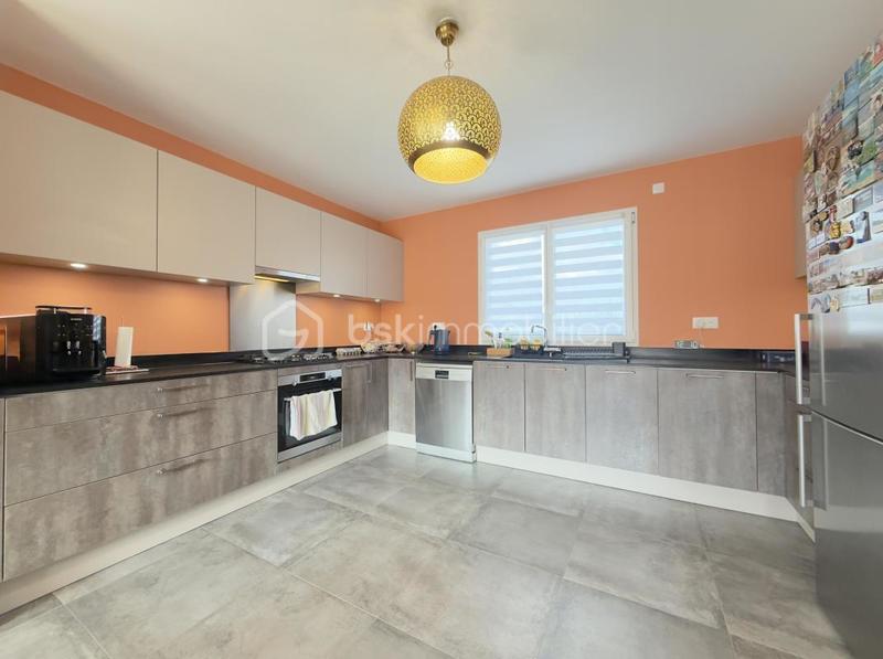 Maison - 146 m² - 6 pièces