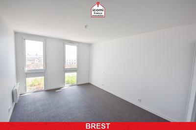 Appartement - 95 m² - 3 pièces