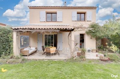 Maison - 141 m² - 6 pièces