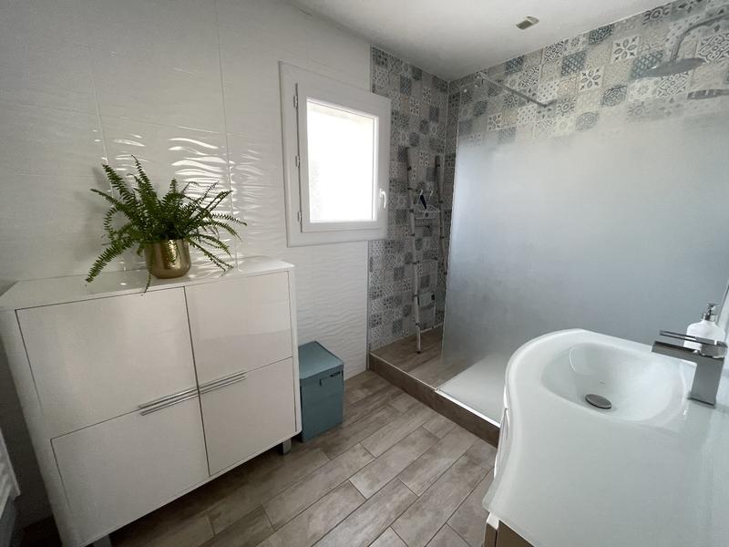 Maison - 94 m² - 4 pièces