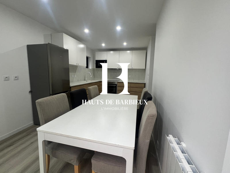 Maison - 154 m² - 10 pièces