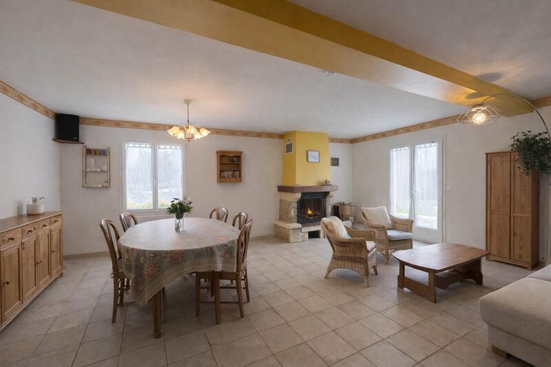 Maison traditionnelle - 112 m² - 6 pièces