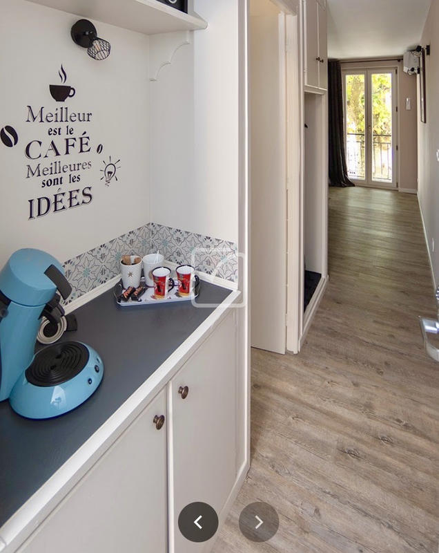 Maison - 320 m² - 11 pièces