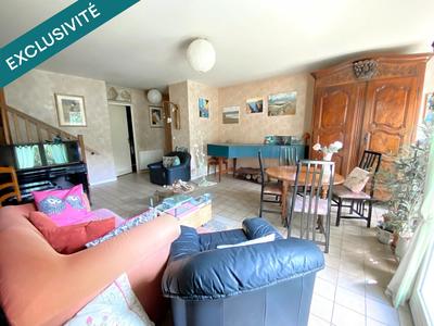 Maison - 94 m² - 5 pièces