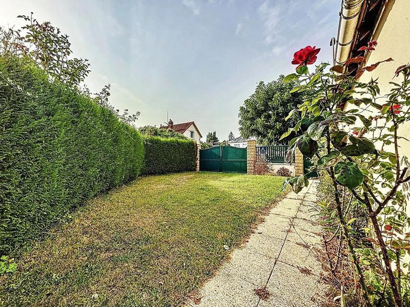 Maison de ville - 147 m² - 8 pièces