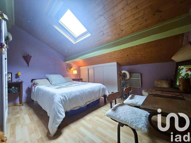 Maison - 263 m² - 9 pièces