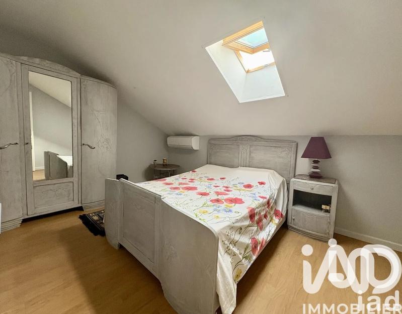 Maison - 210 m² - 7 pièces