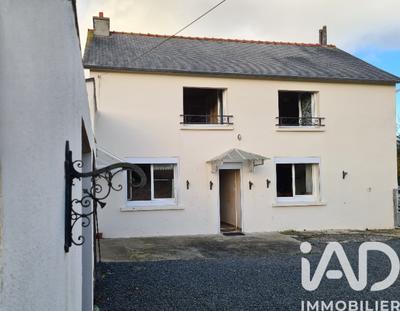 Maison - 97 m² - 4 pièces