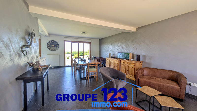 Maison - 171 m² - 6 pièces