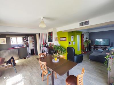 Maison - 107 m² - 6 pièces