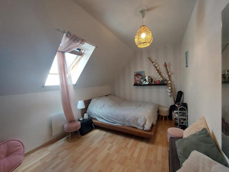 Maison - 104 m² - 6 pièces