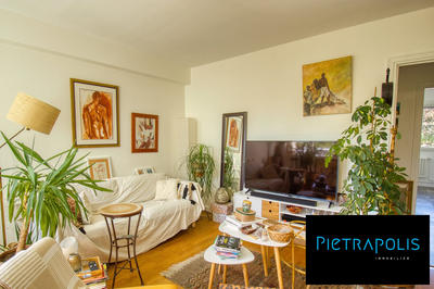 Appartement - 85 m² - 4 pièces