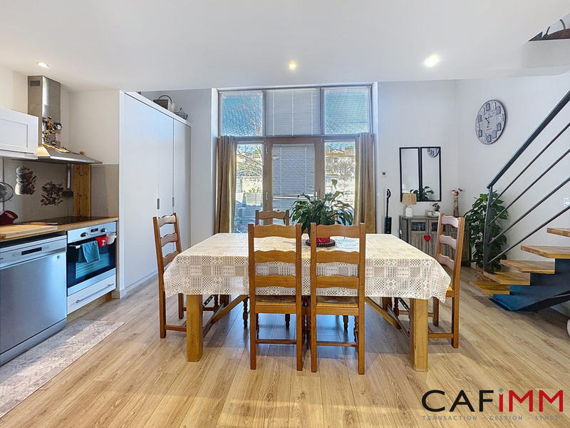 Appartement - 60 m² - 2 pièces